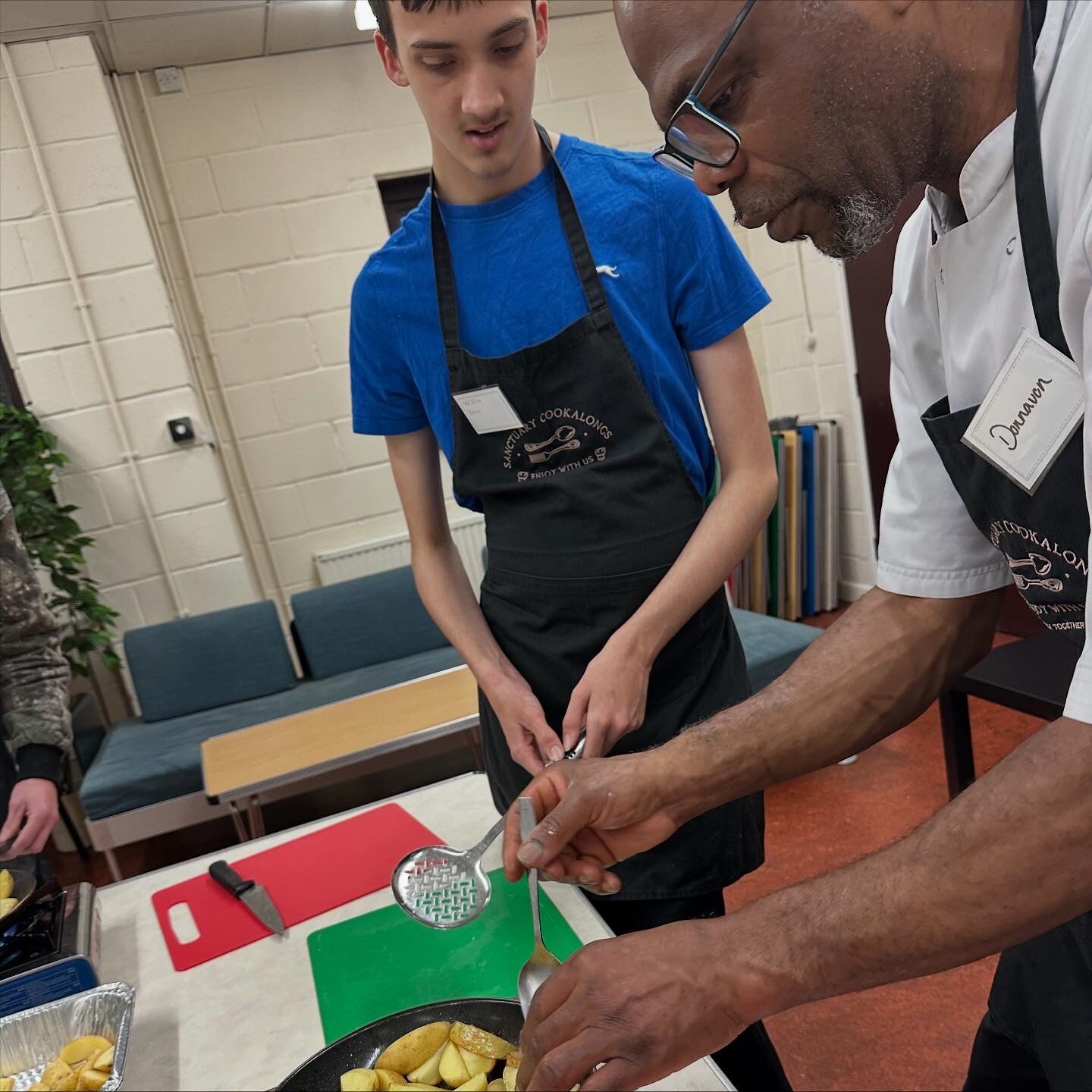 85EFBC6A-BA2F-4712-8E0D-23CB388A424E