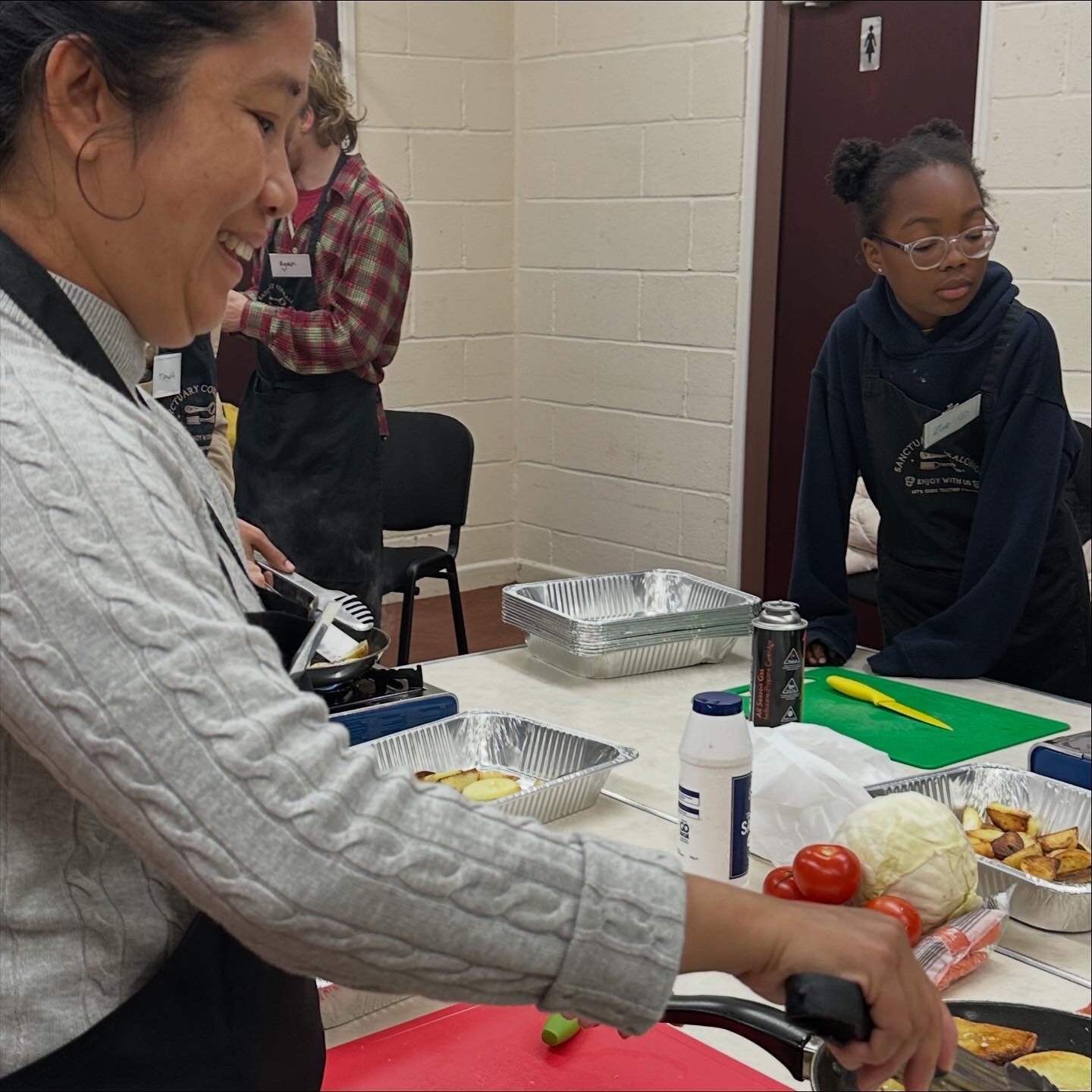 FF300198-F4A7-4F87-9C54-01F429765BFD